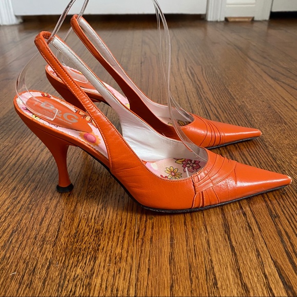 waterproof strappy sandals